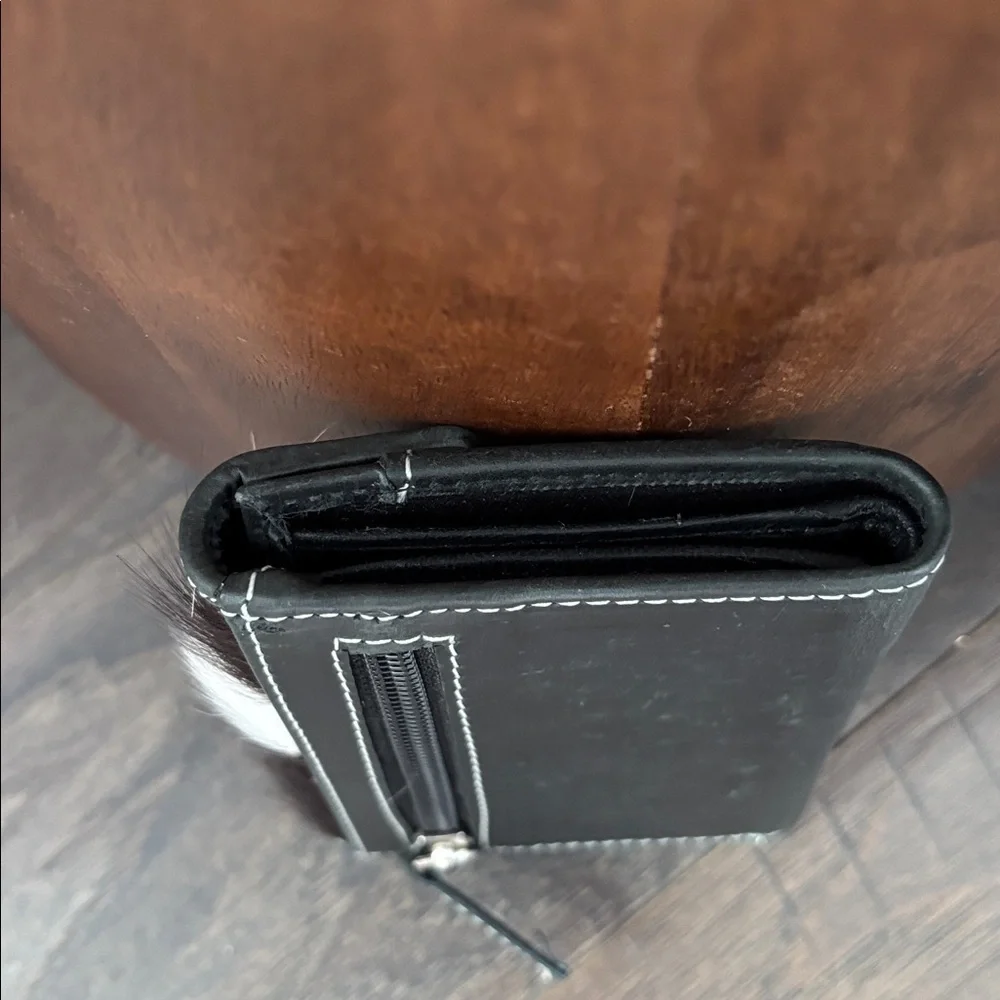 American Bison Hair on Hide,Genuine Leather,5 card,1 ID,bill,zip coin,,snap top